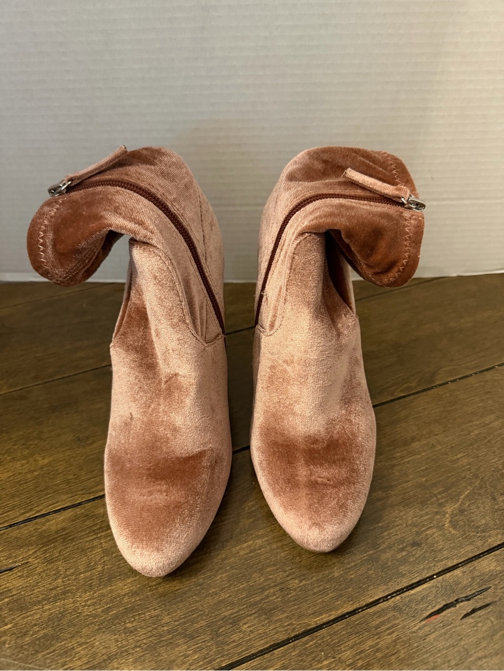 Women's Steve Madden Velvet Ankle Boots in Rose